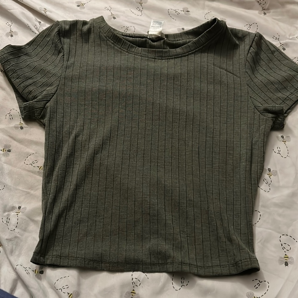 Jungle green cropped tee